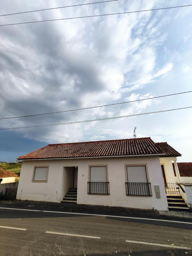 Villa Casa Sossegada Na Batalha Exterior foto